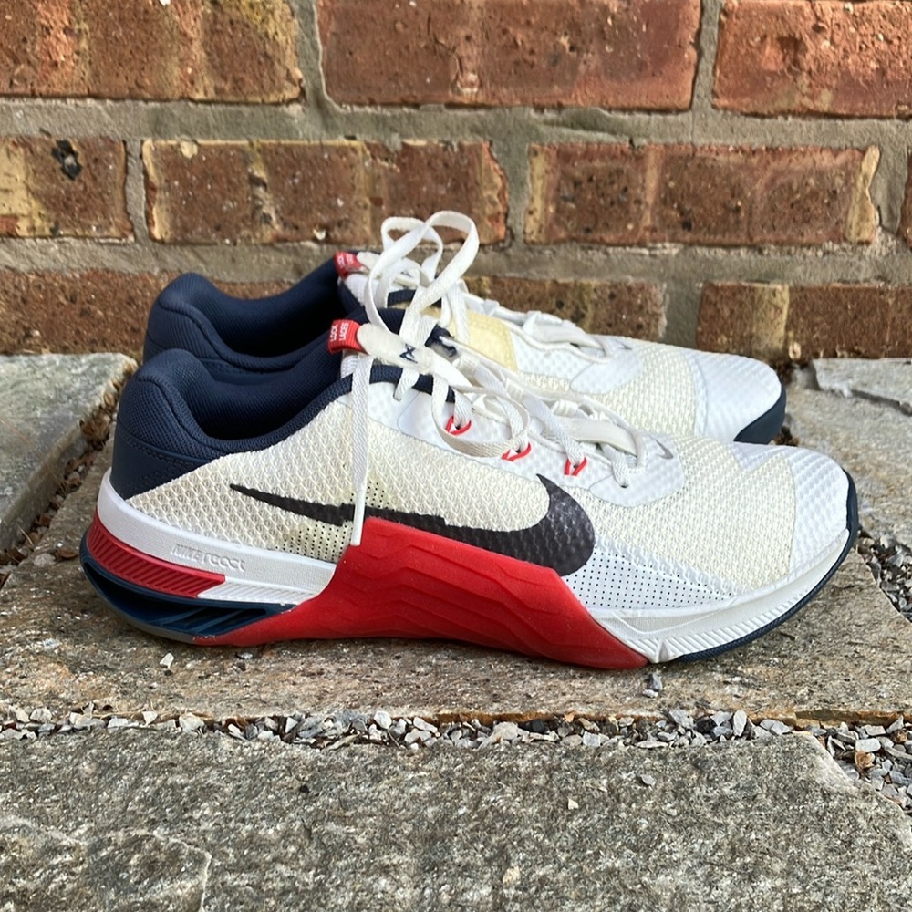 Nike Metcon 7 training shoes in the "USA" colorway